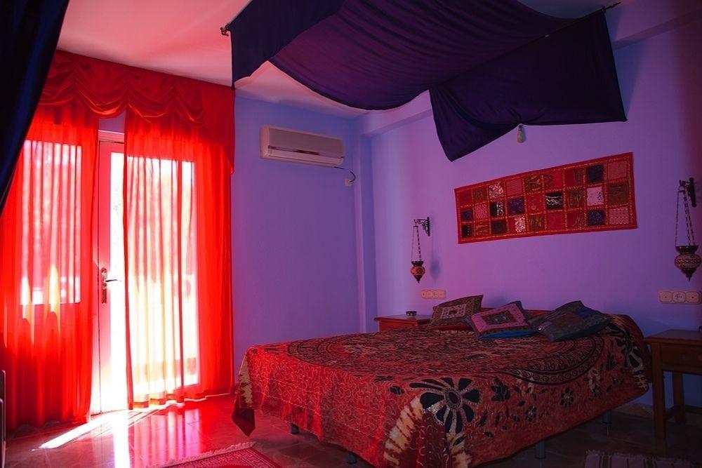 טורמולינוס Hotel Tematico Costa Del Sol מראה חיצוני תמונה