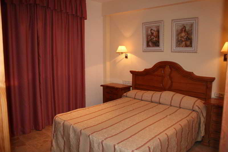טורמולינוס Hotel Tematico Costa Del Sol מראה חיצוני תמונה
