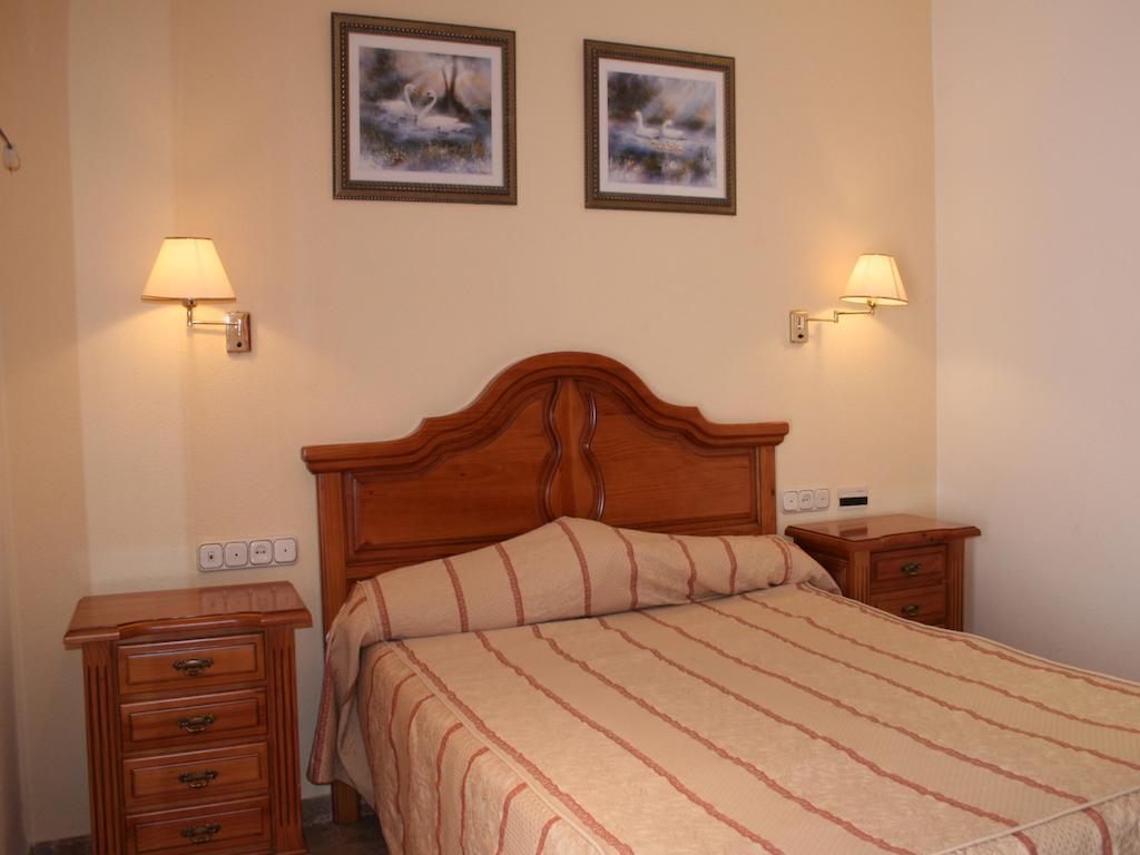 טורמולינוס Hotel Tematico Costa Del Sol מראה חיצוני תמונה